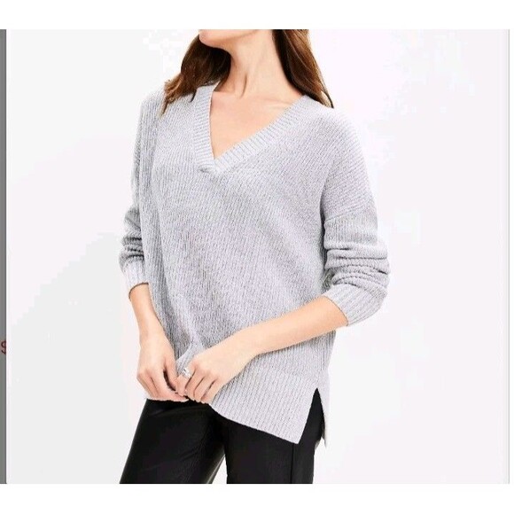 Ann Taylor LOFT Sweater Med Luxe Knit V-Neck Tunic Sweater Gray Marled - Picture 1 of 10
